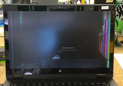 PC-HZ750CAB 液晶割れ