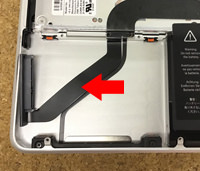 MacbookPro HDDケーブル故障