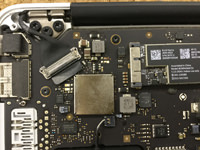 macbook air 水没
