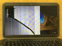 DELL　INSPIRON 15Z 液晶割れ