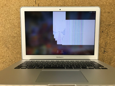 MacBook Air 画面割れ