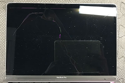 富士宮市からMacBook Proの修理依頼