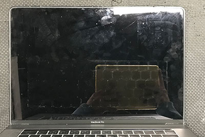 石岡市からMacBook Pro 15の修理依頼