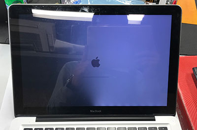 MacBook Pro バックライト不良