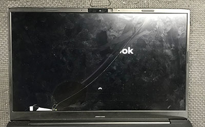 W6MZMV7EBL 液晶割れ