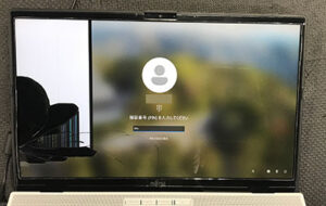 FMVA450JW 液晶割れ修理