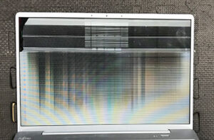 FMVC75G3L2 液晶割れ