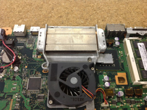 FANのほこり除去