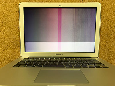MacBook Air 画面に白い線