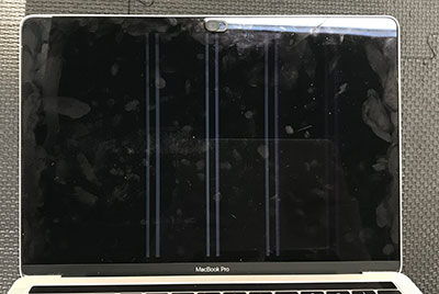 河内長野市からMacBook Proの修理依頼