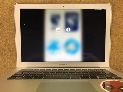 MacBook Air 画面交換